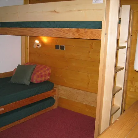 Apartment A Avec Balcon Et Acces Direct Aux Pistes - Fr-1-355-36 *